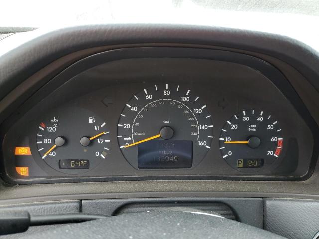 Photo 9 from auction – 2000 MERCEDES-BENZ E 320 with VIN WDBJF65JXYB009875