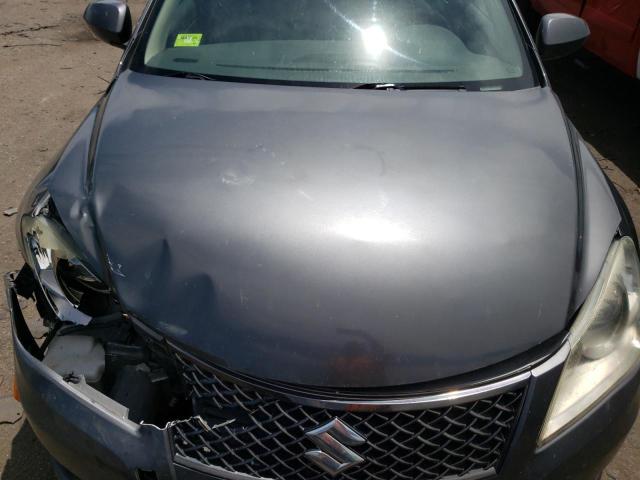 Снимка 11 от търг – 2010 SUZUKI KIZASHI SL с VIN JS2RF9A75A6100685
