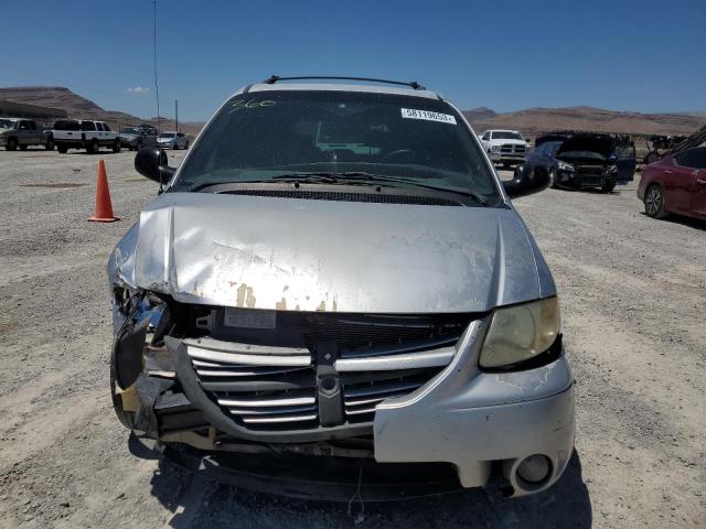 Photo 5 from auction – 2005 DODGE OTHER with VIN 2D4GP44L05R162653