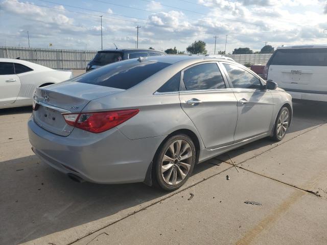 Photo 3 from auction – 2011 HYUNDAI SONATA SE with VIN 5NPEC4AB3BH193304