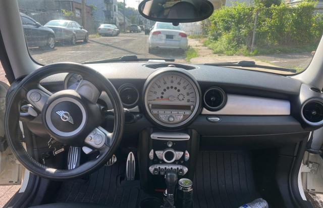Photo 9 from auction – 2009 MINI COOPER with VIN WMWMF33509TW72982