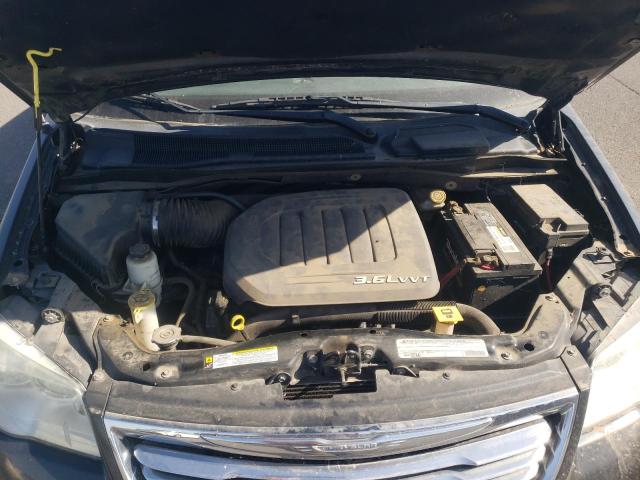 Photo 12 from auction – 2011 CHRYSLER TOWN & COU with VIN 2A4RR5DG3BR640353