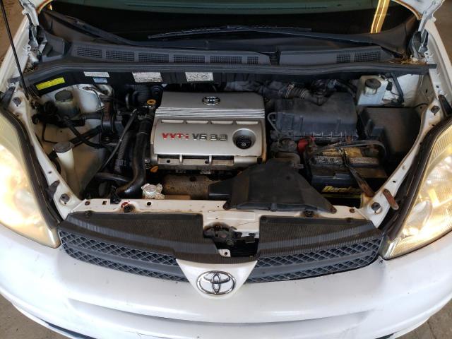 Photo 12 from auction – 2004 TOYOTA SIENNA XLE with VIN 5TDBA22C64S001584