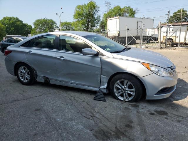 Photo 4 from auction – 2014 HYUNDAI SONATA GLS with VIN 5NPEB4AC4EH869968
