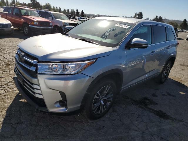 TOYOTA HIGHLANDER 2018 с VIN 5TDZZRFH8JS265181 - Снимка от търг