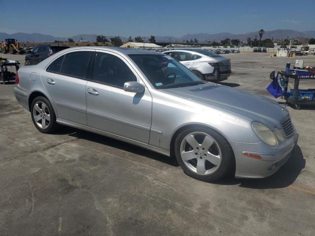 Photo 4 from auction – 2005 MERCEDES-BENZ E 500 with VIN WDBUF70J05A613463