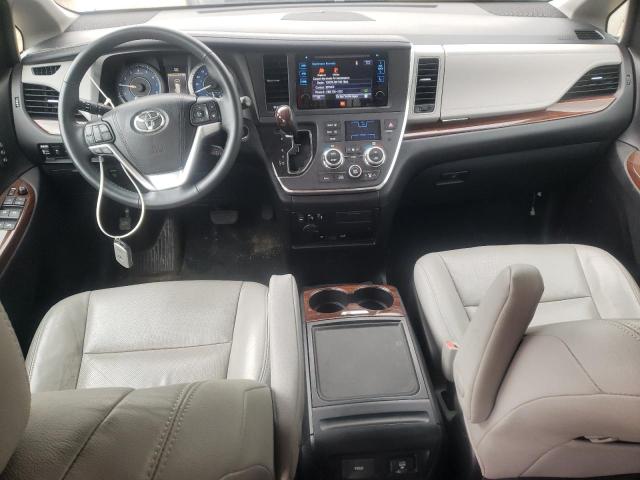 Photo 8 from auction – 2017 TOYOTA SIENNA XLE with VIN 5TDDZ3DC5HS149493