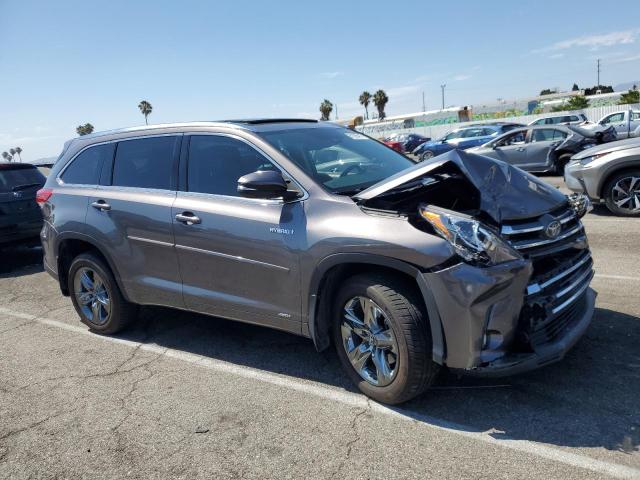 Photo 4 from auction – 2017 TOYOTA HIGHLANDER with VIN 5TDDGRFHXHS029979