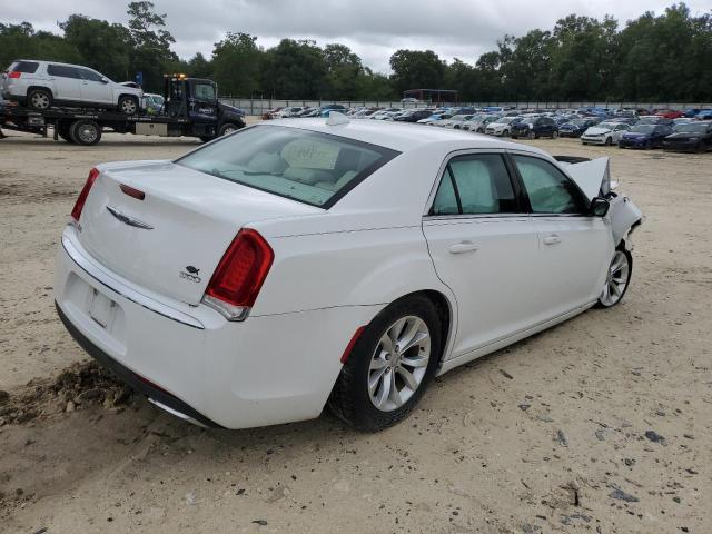 Photo 3 from auction – 2015 CHRYSLER 300 LIMITE with VIN 2C3CCAAG0FH780483