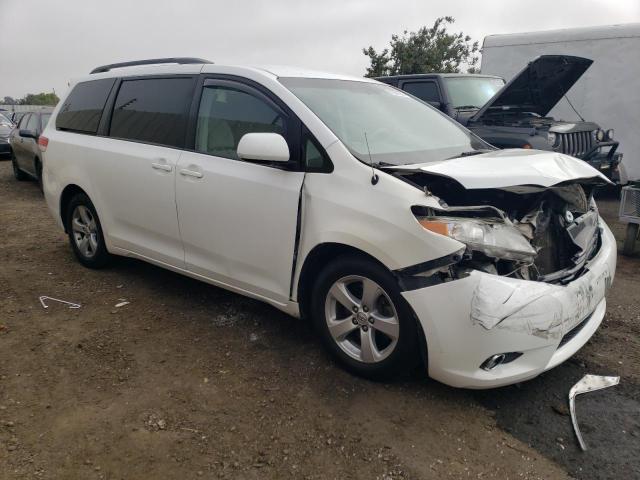 Photo 4 from auction – 2014 TOYOTA SIENNA LE with VIN 5TDKK3DC8ES455739