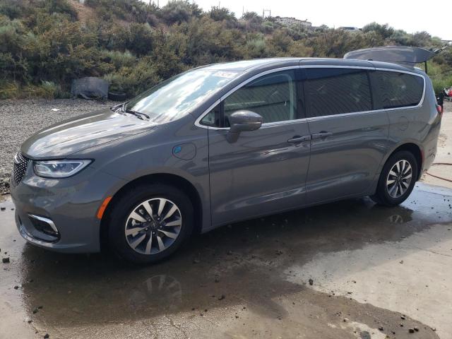CHRYSLER PACIFICA H 2022 with VIN 2C4RC1L71NR124255 - Photo from auction