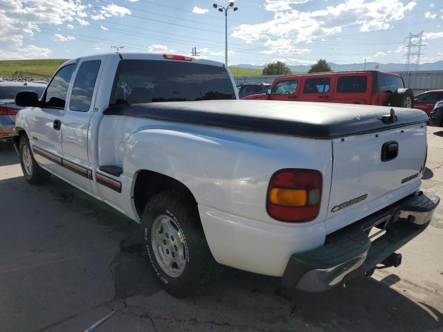 Photo 2 from auction – 2000 CHEVROLET SILVERADO with VIN 2GCEC19V3Y1394191