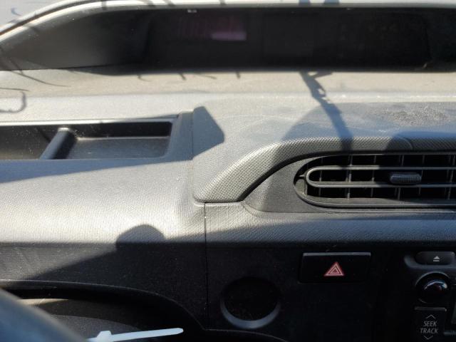 Photo 9 from auction – 2014 TOYOTA PRIUS C with VIN JTDKDTB35E1559843