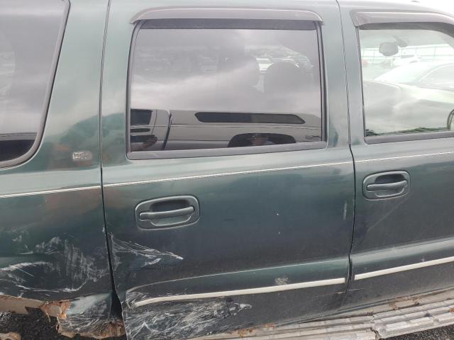 Photo 11 from auction – 2004 CHEVROLET SUBURBAN with VIN 1GNFK16T74J167037