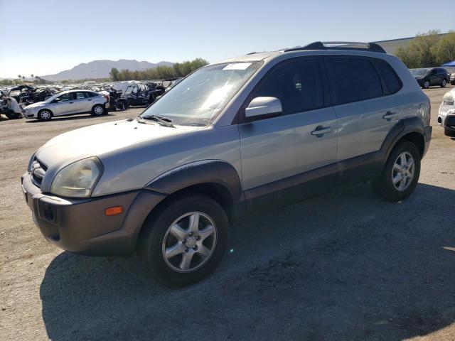 HYUNDAI TUCSON GLS 2005 with VIN KM8JN12D65U117136 - Photo from auction
