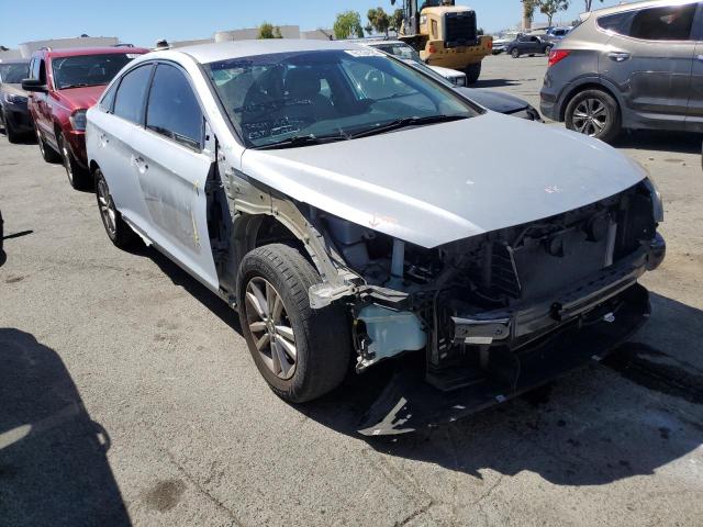 Photo 4 from auction – 2017 HYUNDAI SONATA SE with VIN 5NPE24AF3HH461993
