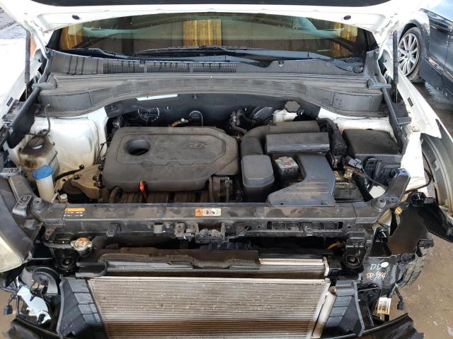 Photo 12 from auction – 2017 HYUNDAI SANTA FE S with VIN 5NMZU3LB4HH010584