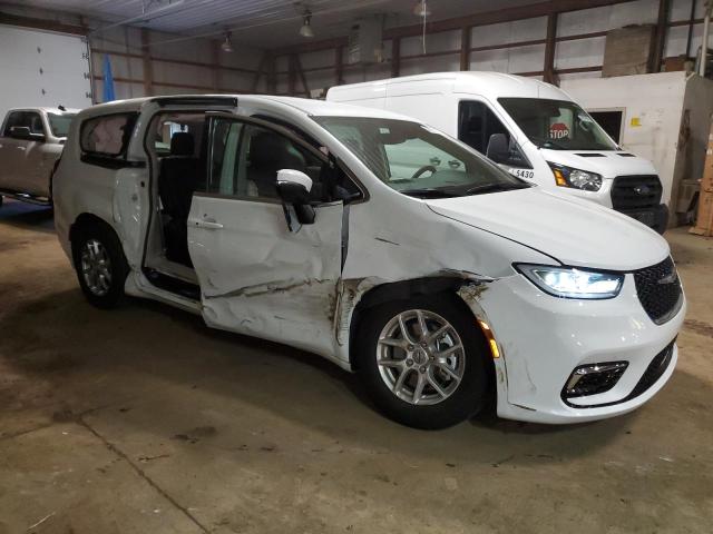 Photo 4 from auction – 2023 CHRYSLER PACIFICA T with VIN 2C4RC1BG6PR553508