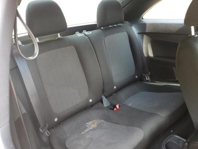 Photo 10 from auction – 2014 VOLKSWAGEN BEETLE with VIN 3VWFP7ATXEM602011