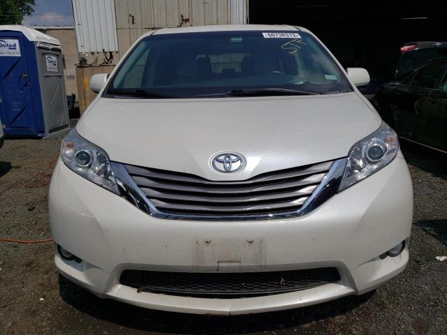Photo 5 from auction – 2017 TOYOTA SIENNA XLE with VIN 5TDDZ3DC2HS172407