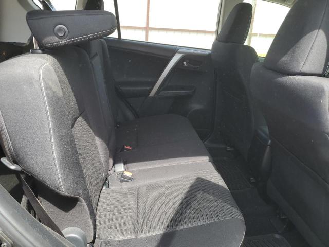 Photo 10 from auction – 2017 TOYOTA RAV4 XLE with VIN JTMWFREV6HD103901