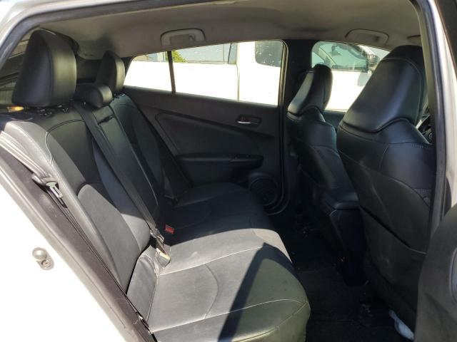 Photo 10 from auction – 2016 TOYOTA PRIUS with VIN JTDKARFUXG3022651