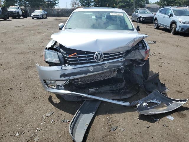Photo 11 from auction – 2012 VOLKSWAGEN PASSAT SEL with VIN 1VWCN7A30CC032477