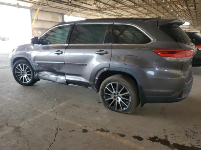 Photo 2 from auction – 2017 TOYOTA HIGHLANDER with VIN 5TDJZRFH7HS509376