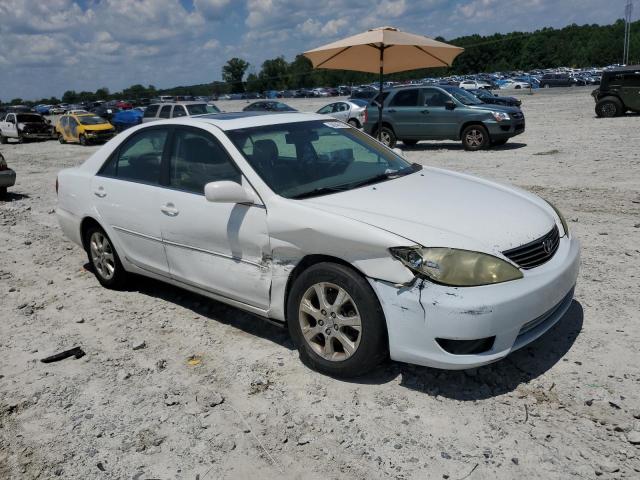 Photo 4 from auction – 2005 TOYOTA CAMRY LE with VIN 4T1BF30K95U089945