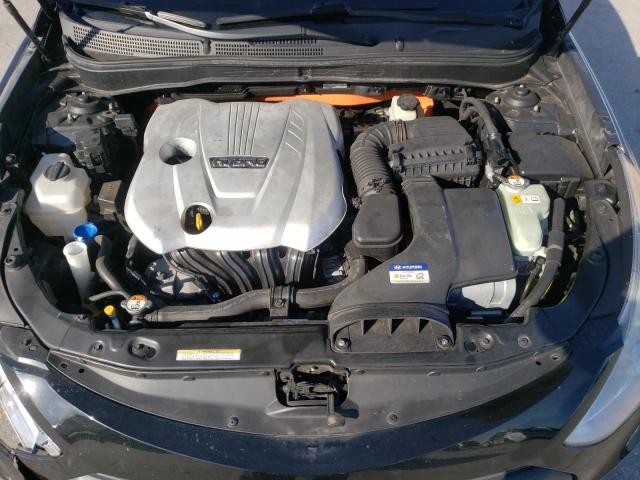 Photo 11 from auction – 2012 HYUNDAI SONATA HYB with VIN KMHEC4A42CA037910
