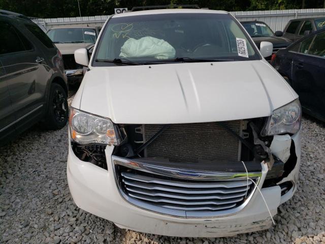 Photo 5 from auction – 2014 CHRYSLER TOWN & COU with VIN 2C4RC1BG8ER382743