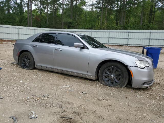 Zdjęcie 4 z aukcji – 2015 CHRYSLER 300 LIMITE z VIN 2C3CCAAG1FH929631