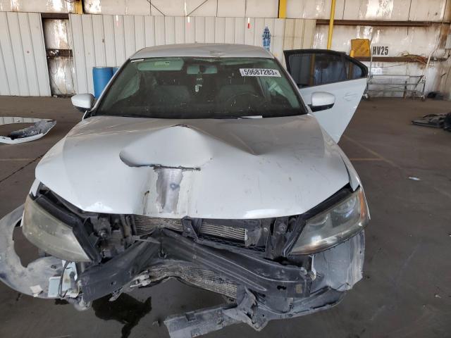 Photo 5 from auction – 2017 VOLKSWAGEN JETTA S with VIN 3VW2B7AJ9HM312374