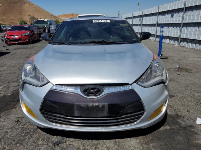Photo 5 from auction – 2016 HYUNDAI VELOSTER with VIN KMHTC6AD4GU261946