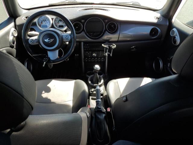 Photo 8 from auction – 2005 MINI COOPER S with VIN WMWRE33545TL13685