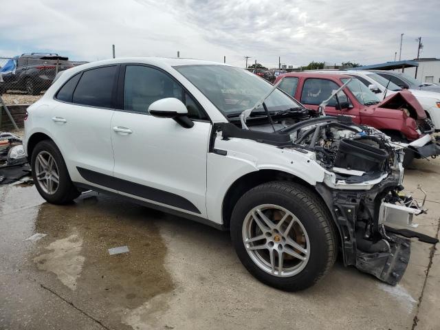 Photo 4 from auction – 2017 PORSCHE MACAN with VIN WP1AA2A53HLB08077