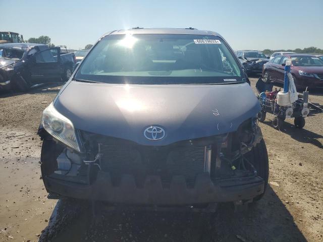 Photo 5 from auction – 2016 TOYOTA SIENNA XLE with VIN 5TDDK3DC9GS140475