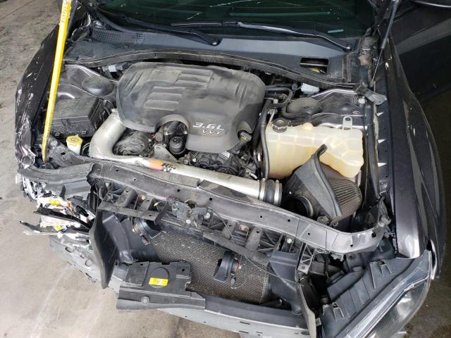 Photo 11 from auction – 2017 CHRYSLER 300 S with VIN 2C3CCABG8HH661548
