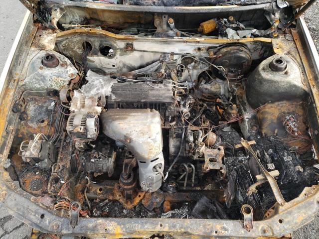 Photo 11 from auction – 2001 TOYOTA CAMRY LE with VIN JT2BG28K710594795