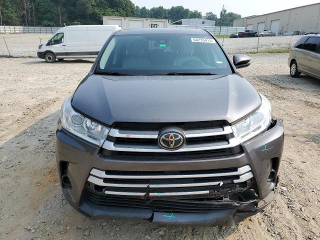 Photo 5 from auction – 2017 TOYOTA HIGHLANDER with VIN 5TDZARFH1HS024614