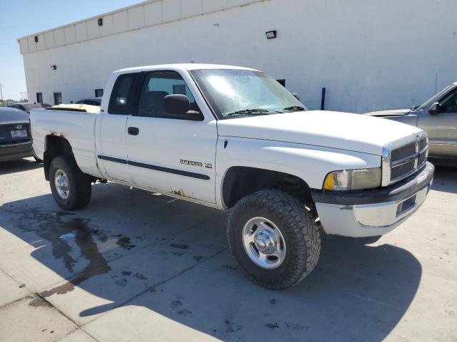 Foto 4 de la subasta – 2001 DODGE RAM 2500 con VIN 1B7KF23Z21J280349