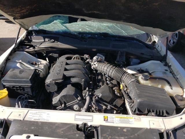 Photo 11 from auction – 2008 CHRYSLER 300 with VIN 2C3KA43R78H125080