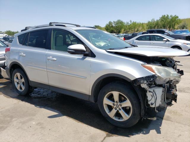 Photo 4 from auction – 2015 TOYOTA RAV4 XLE with VIN JTMRFREV8FD140149