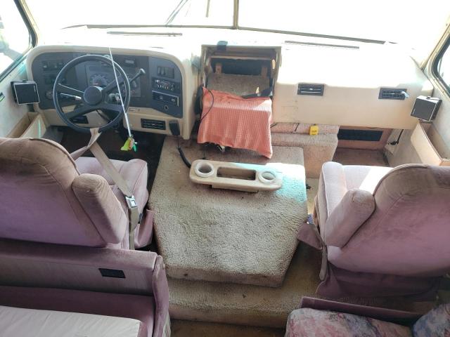 Photo 9 from auction – 1994 GULF STREAM CONQUEST with VIN 1GBJP37N1P3311565