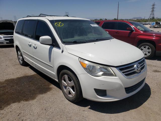 Photo 4 from auction – 2011 VOLKSWAGEN ROUTAN SE with VIN 2V4RW3DG4BR668302