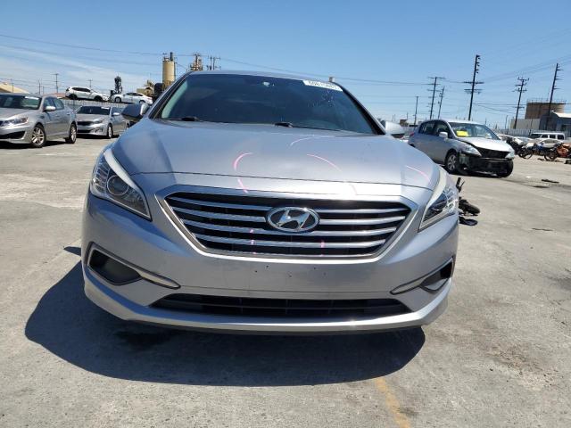 Photo 5 from auction – 2017 HYUNDAI SONATA SE with VIN 5NPE24AF5HH578751