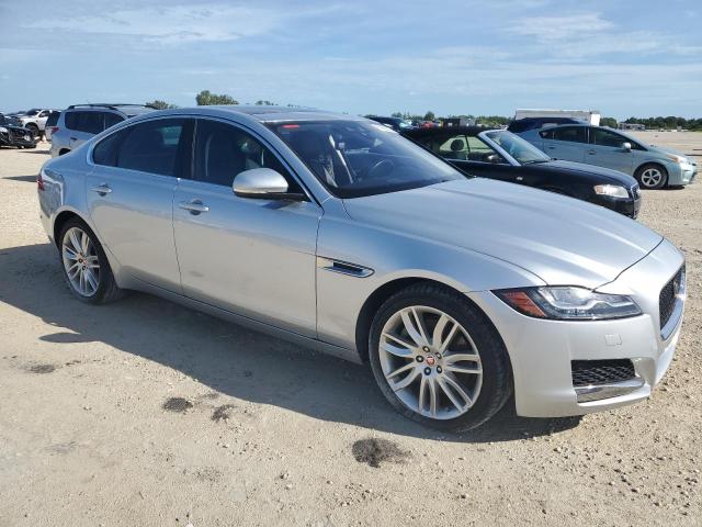 Photo 4 from auction – 2017 JAGUAR XF PRESTIG with VIN SAJBE4BV0HCY33528
