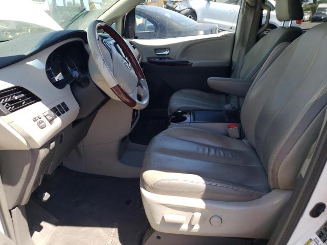 Photo 7 from auction – 2014 TOYOTA SIENNA XLE with VIN 5TDDK3DC3ES076611