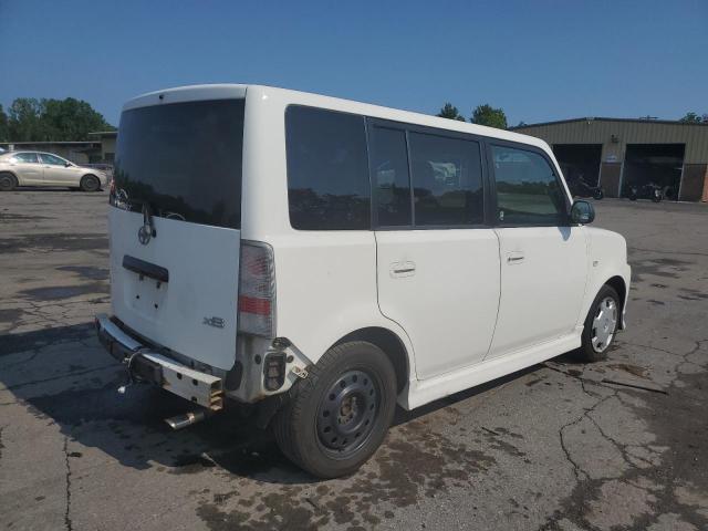 Photo 3 from auction – 2005 TOYOTA SCION XB with VIN JTLKT324054023865