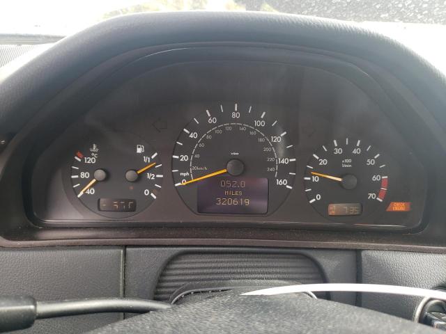 Photo 9 from auction – 2001 MERCEDES-BENZ E 430 with VIN WDBJF70J11X061188